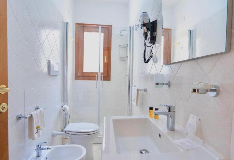 آپارتمان 1 خوابه با چشم‌انداز دریا, Residence With Swimming  Pool In Badesi