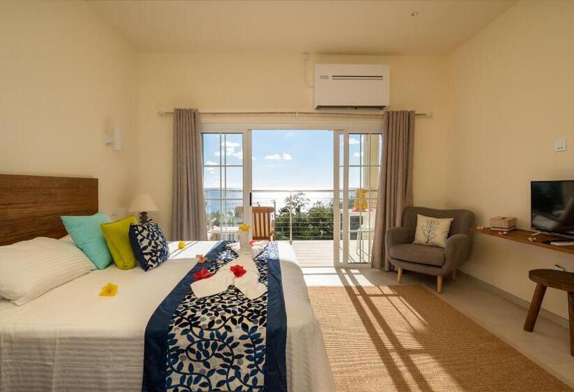 اتاق استاندارد با بالکن و چشم‌انداز دریا, Villa Panoramic Seaview