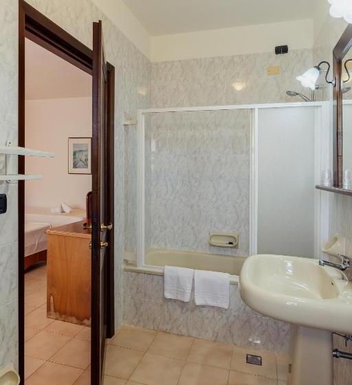 Номер Стандарт Индивидуальный, Malaspina Hotel & Resort