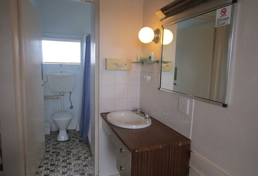 اتاق خانوادگی پایه, Twin City Motor Inn
