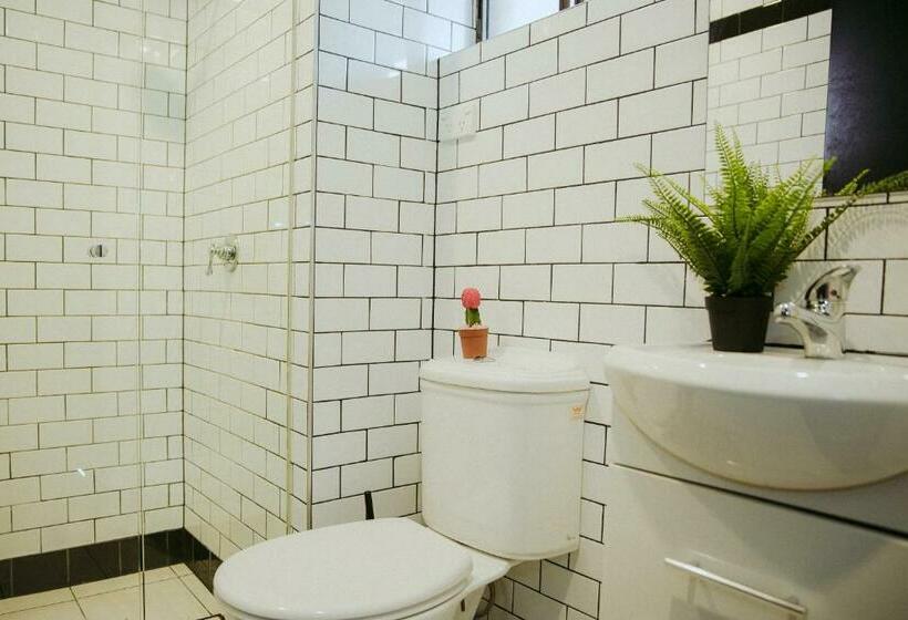 Номер Стандарт, The Village Surry Hills