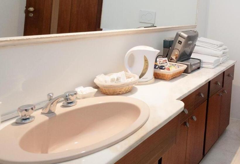 ویلای یک اتاق خوابه با استخر شنا, Villa Magnolia Luxury Suites