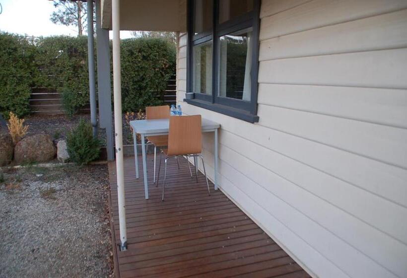 جناح ديلوكس سرير كينج, Calder Motel