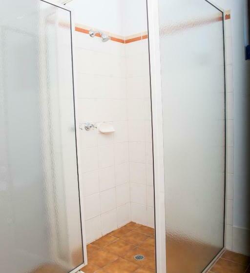 اتاق استاندارد با چشم‌انداز باغ, Crystal Fountain Motel Albury