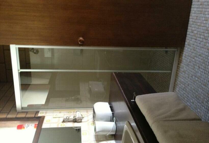 スタンダードルーム, Rippleside Park Motor Inn