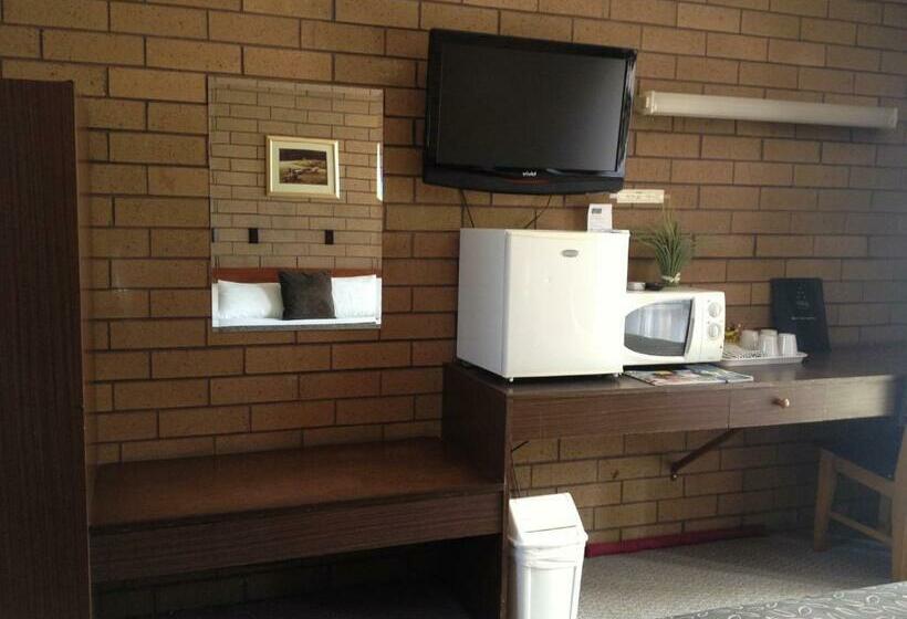 Семейный Номер Базовый, Rippleside Park Motor Inn