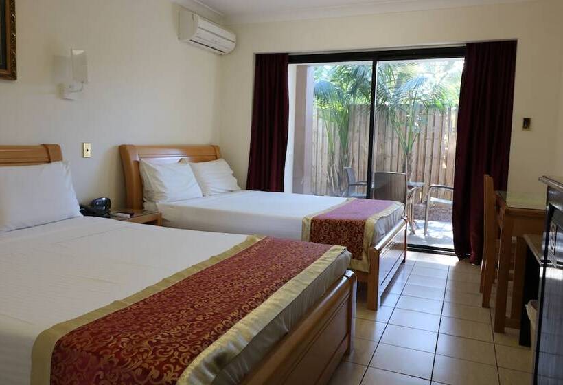 스탠다드 룸 더블 침대 2개, Novena Palms Motel