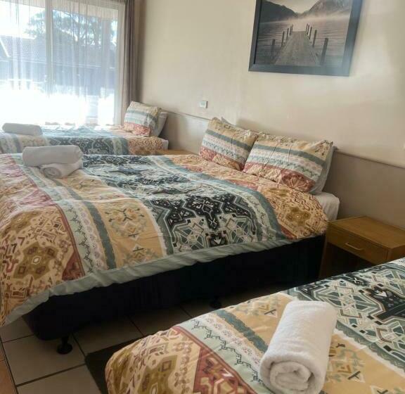 Номер Стандарт, Woodmans Hill Motel