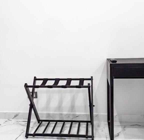 غرفة قياسية, Laura Suite