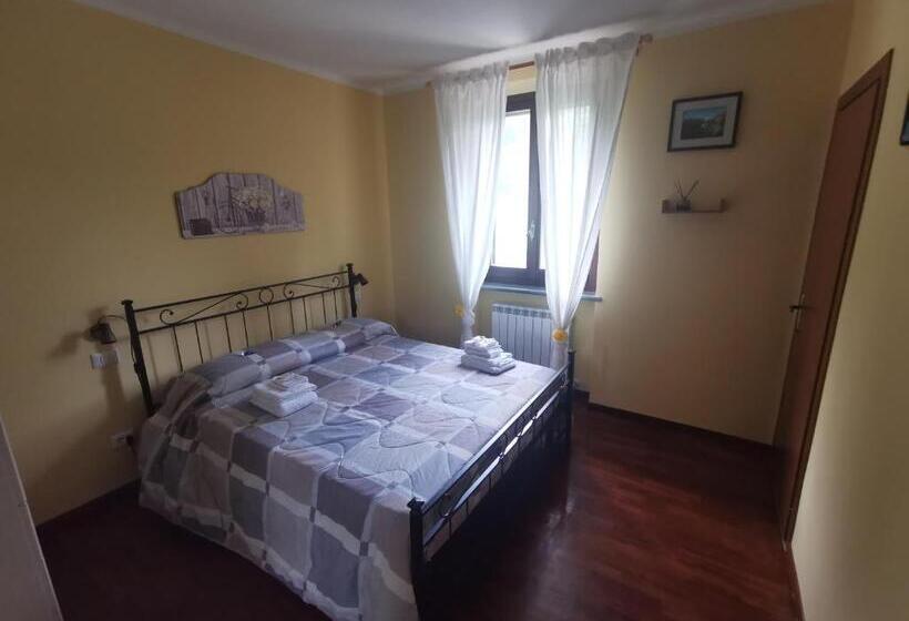 Quarto Estandar, Affittacamere Il Picchio