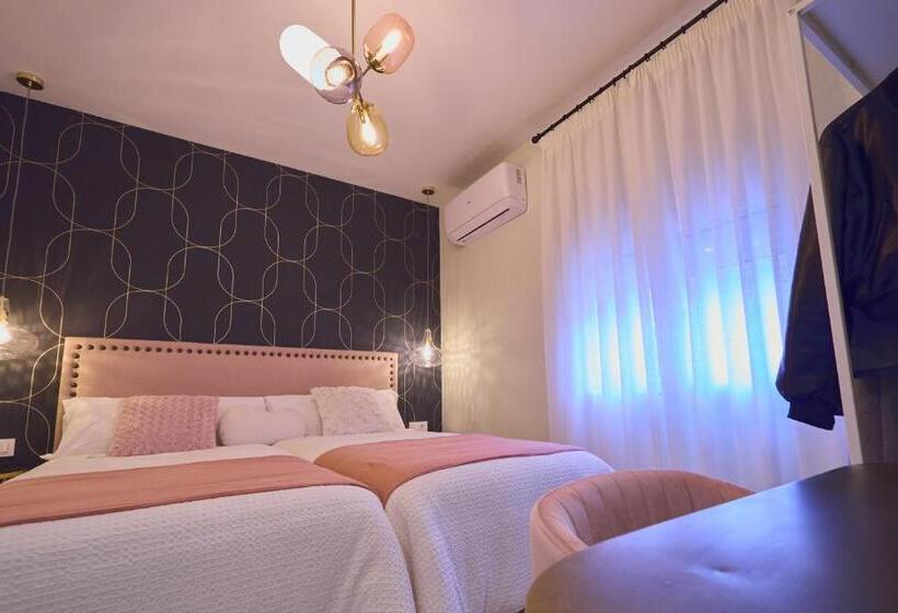 Номер Стандарт 2 Двуспальные Кровати, Hostal Casa Maria