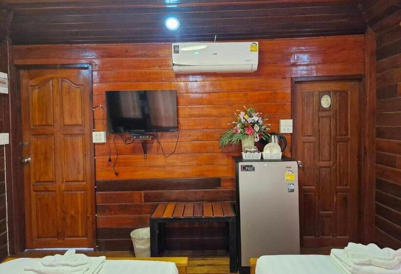 Номер Стандарт, Yungthong Baan Suan Resort