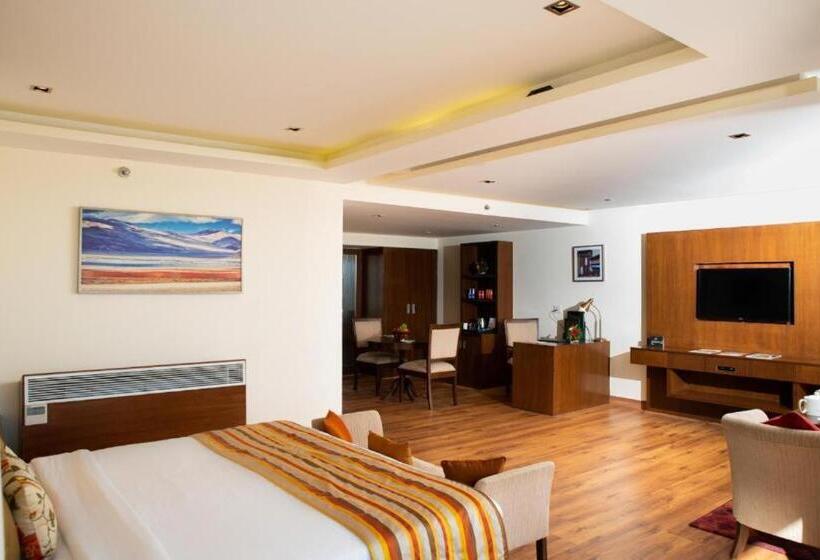 디럭스 스위트, The Ananda Kufri, Shimla