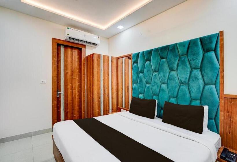 Quarto Triplo Clássico, Fabhotel Smr