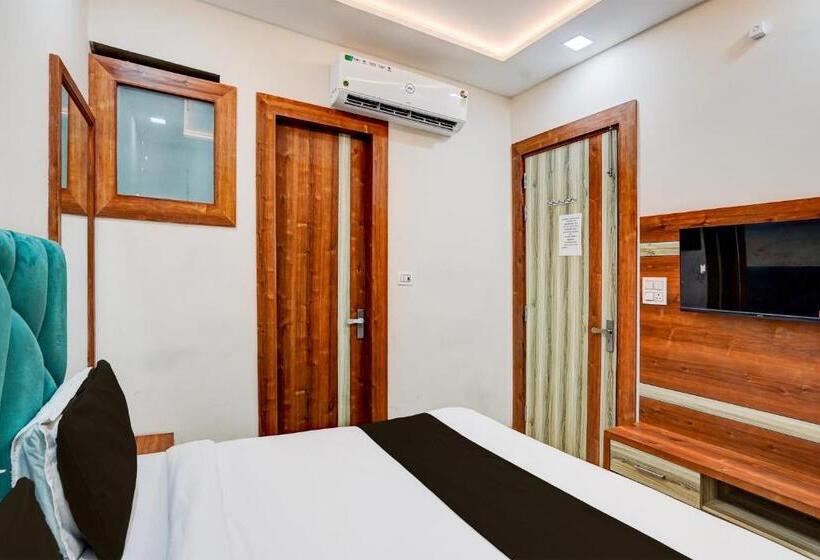 Quarto Triplo Clássico, Fabhotel Smr