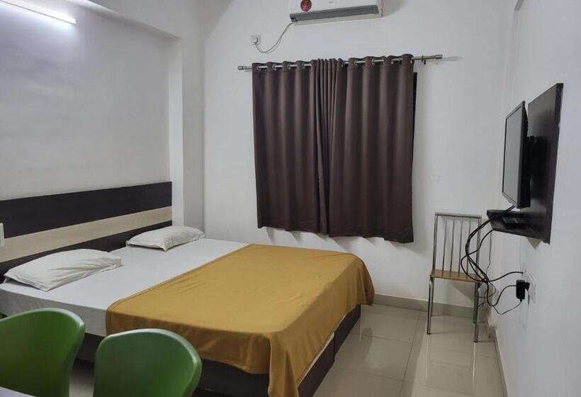 豪华房间, Suja Krishna Residency