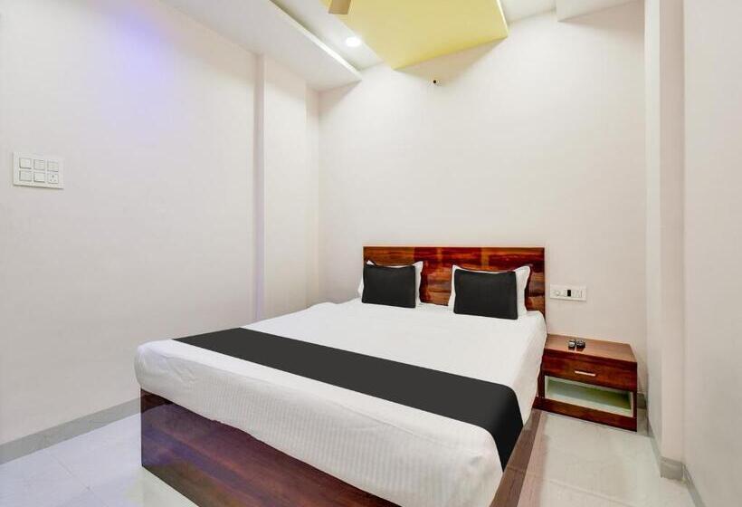 Трехместный Номер Классика, Oyo Hotel Atithi Inn