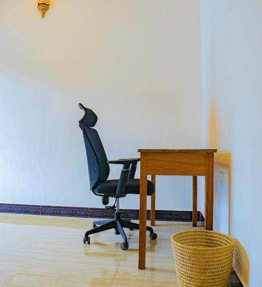 اتاق لوکس, Safara Lodge