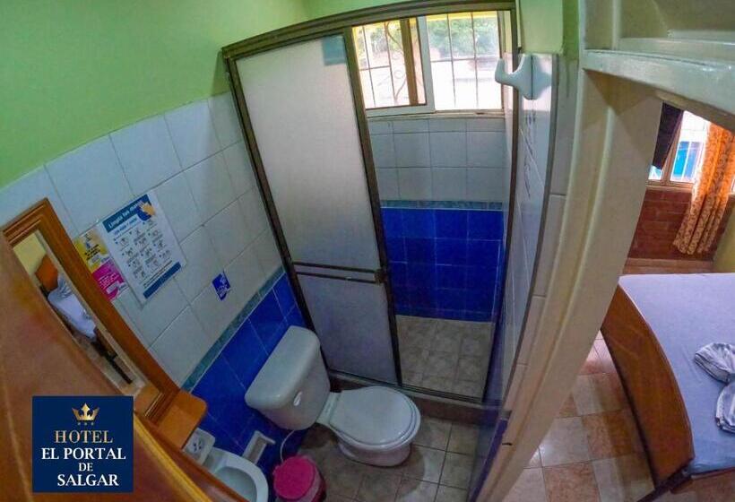 Четырехместный Номер Стандарт, El Portal De Salgar