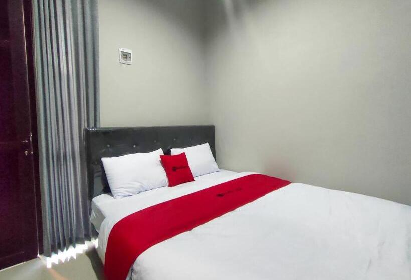 اتاق استاندارد, Reddoorz Syariah Near Rumah Sakit Soewandhie