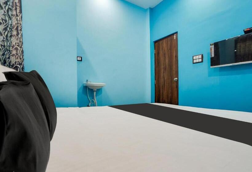 Трехместный Номер Классика, Oyo Hotel Sai Sarkar Inn