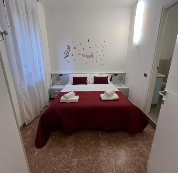 اتاق استاندارد, La Lirica Rooms