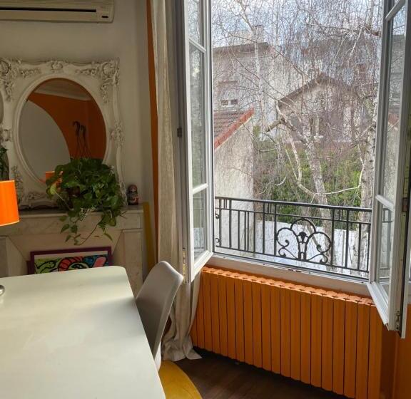 Номер Стандарт Вид на Сад, Guest Room In A Green Setting