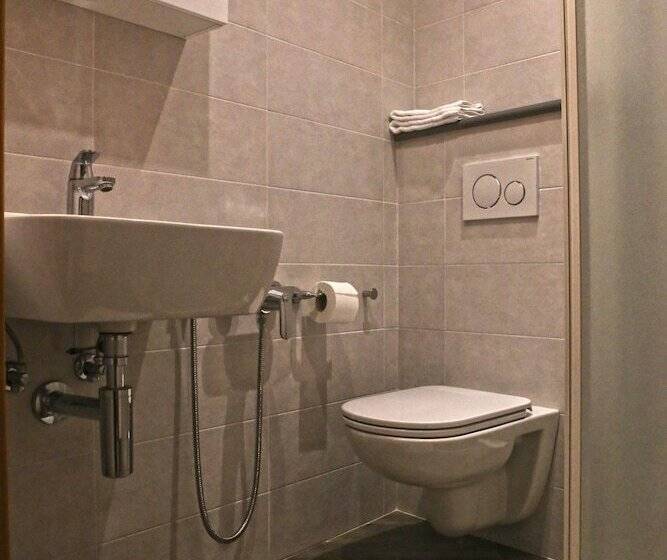 Номер Стандарт Трехместный, Albergo Gusmeroli