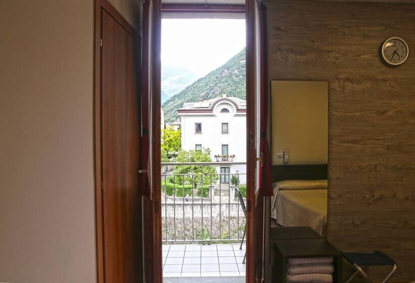 Номер Стандарт Трехместный, Albergo Gusmeroli