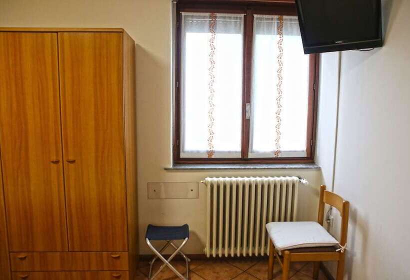 Номер Стандарт Трехместный, Albergo Gusmeroli