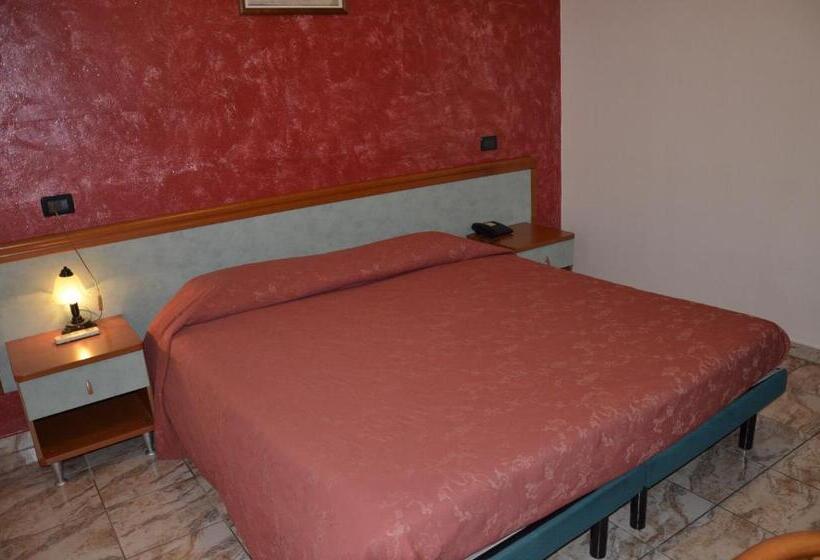 Номер Стандарт, Formica