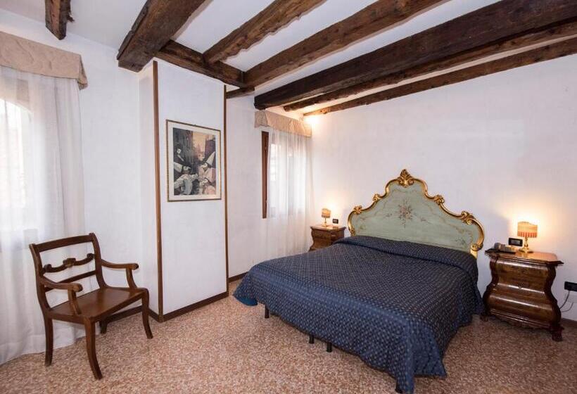 Quarto Triplo Standart, Guerrato
