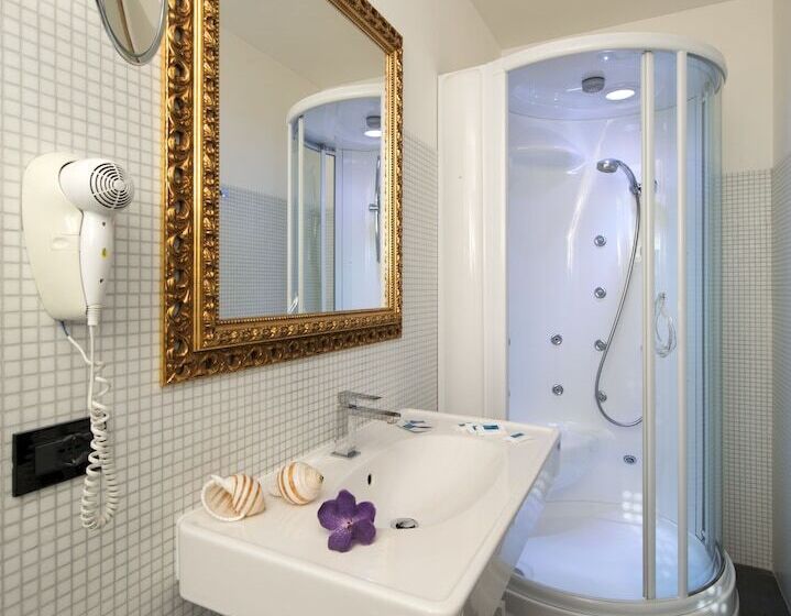 标准间, Nice Hotel Bibione