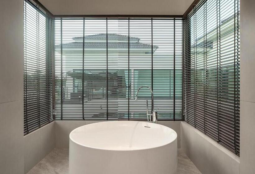 디럭스 스위트, Sun Diego Resort Pool Villa