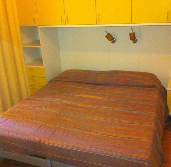 חדר סטנדרט, Catalan Room S