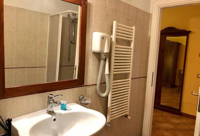 اتاق استاندارد سه نفره, Mingone Hotel Ristorante
