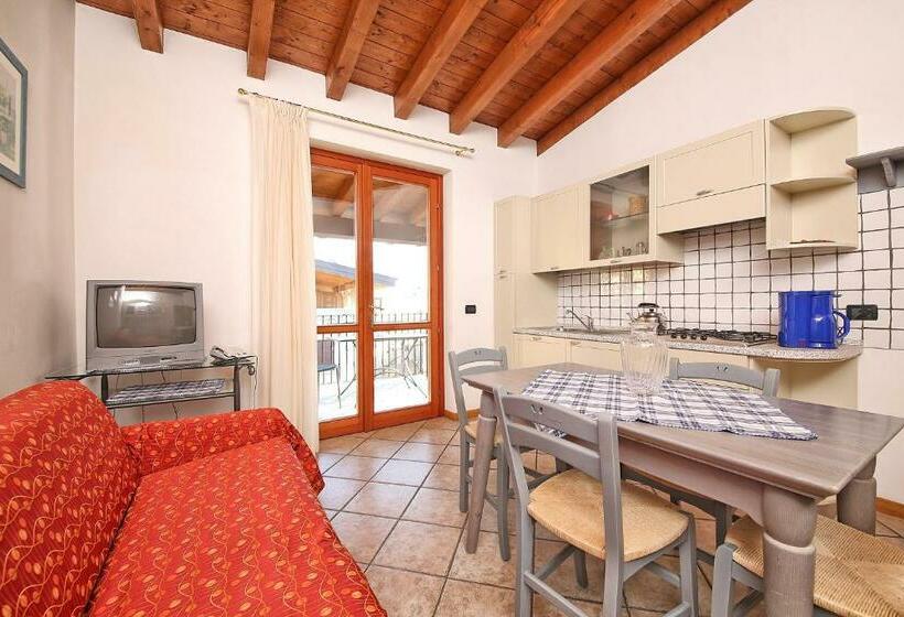 آپارتمان سوپریور 2 خوابه, Residence Casa Gardola, Gtsgroup