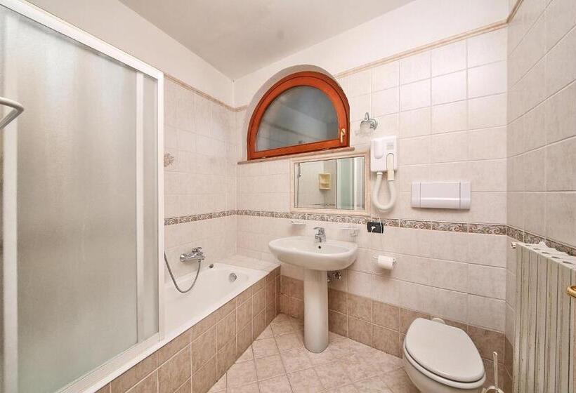 استودیو خانوادگی, Residence Casa Gardola, Gtsgroup