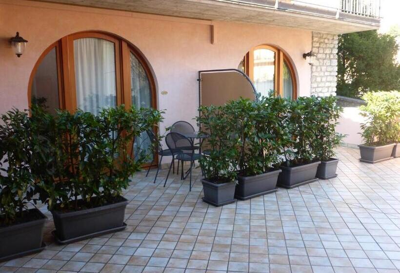 Family Studio, Residence Casa Gardola, Gtsgroup