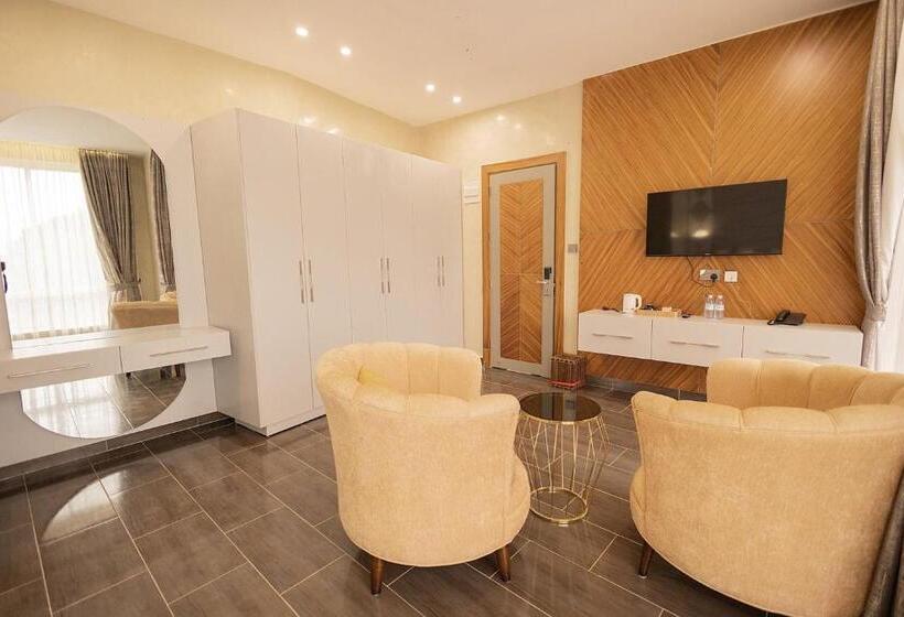 اتاق استاندارد با تخت بزرگ, Grik Hotel   Entebbe
