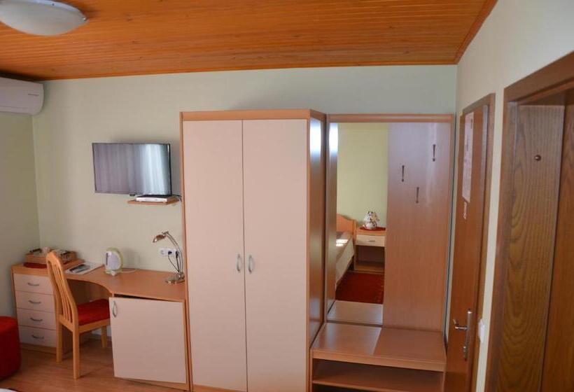 اتاق استاندارد, Bed And Breakfast Valjavec