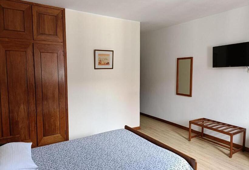 اتاق استاندارد, Aina Hôtel