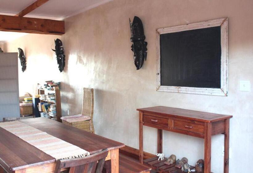 Семейный Номер, Le Petit Karoo Ranch