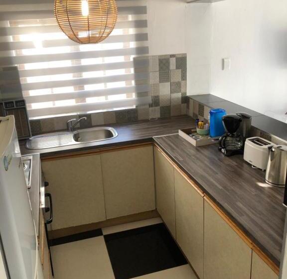 패밀리 룸, Muco Guest House