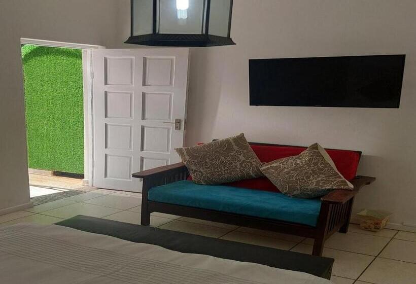 비즈니스룸, Muco Guest House