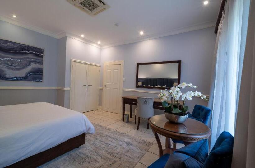 Президентский Люкс, Anew Resort Hunters Rest Rustenburg