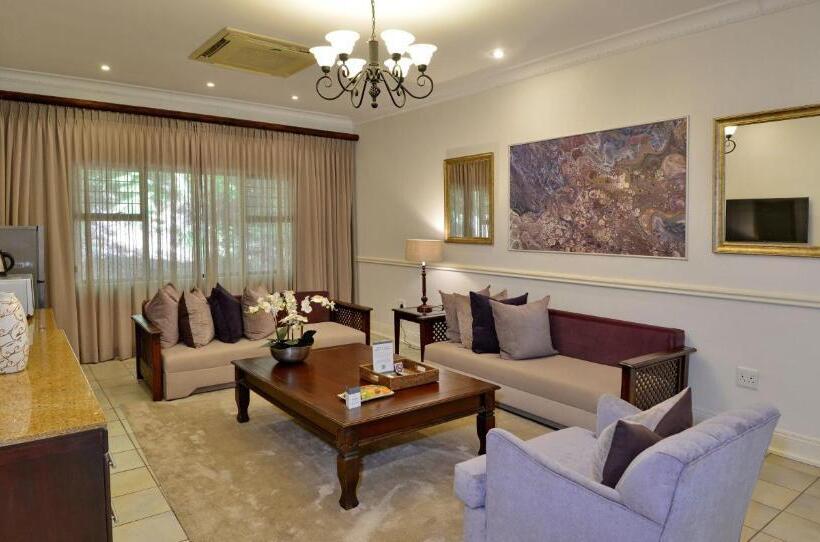 Президентский Люкс, Anew Resort Hunters Rest Rustenburg