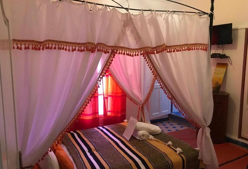 Люкс, Hôtel Riad Gnaoua
