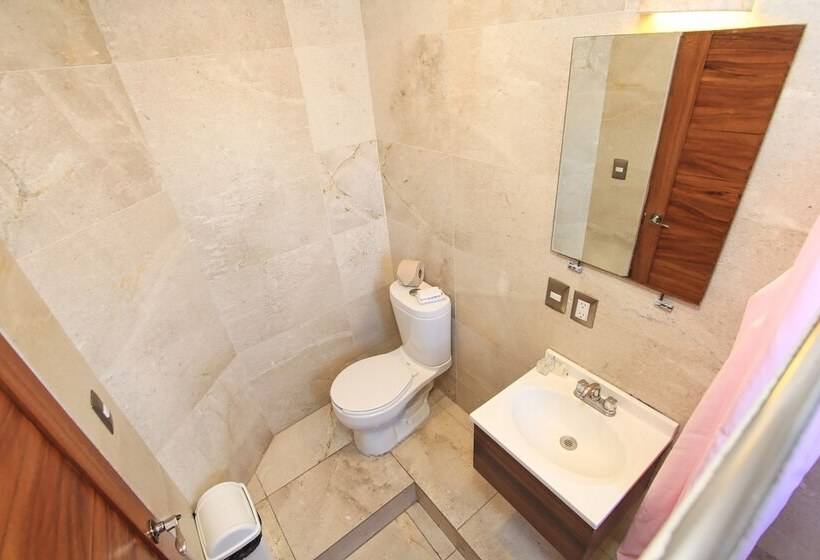 اتاق لوکس, La Vista