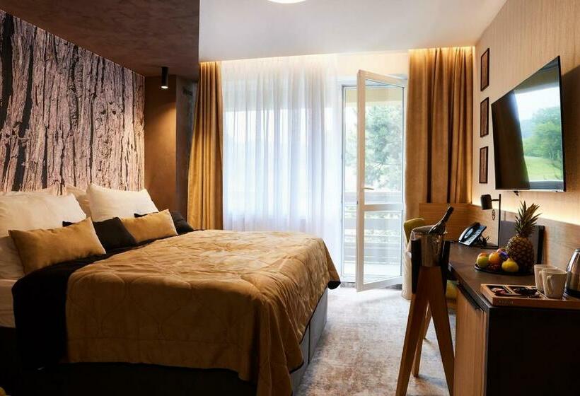 스탠다드 발코니 룸, Sitno Forest Resort